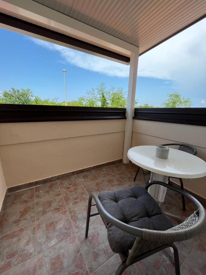 Apartamento App Sunny Umag Exterior foto